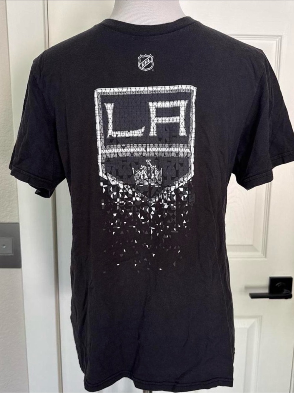 Reebok Black Los Angeles Kings Geometric Logo Tee